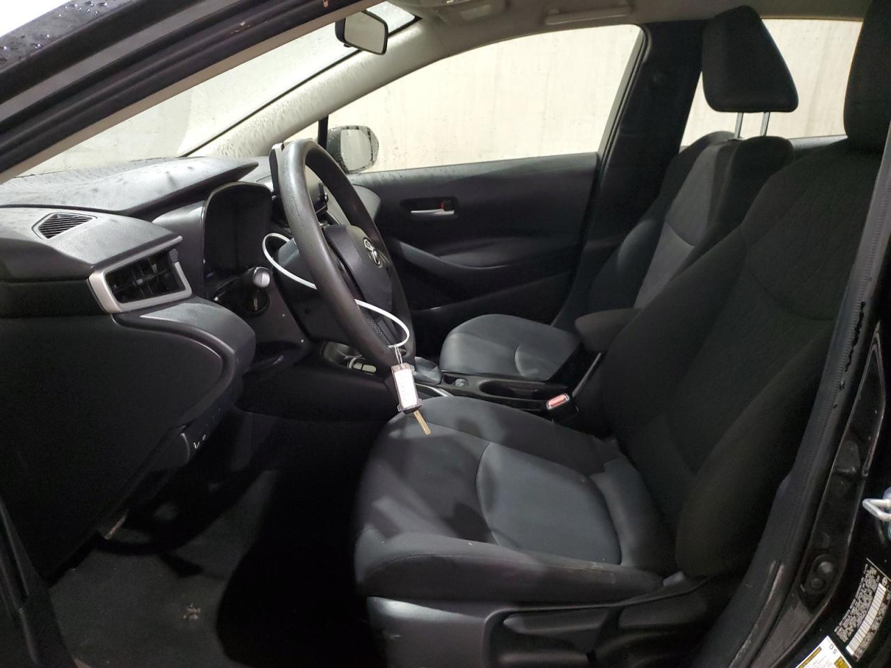 2020 TOYOTA COROLLA LE - Image 7