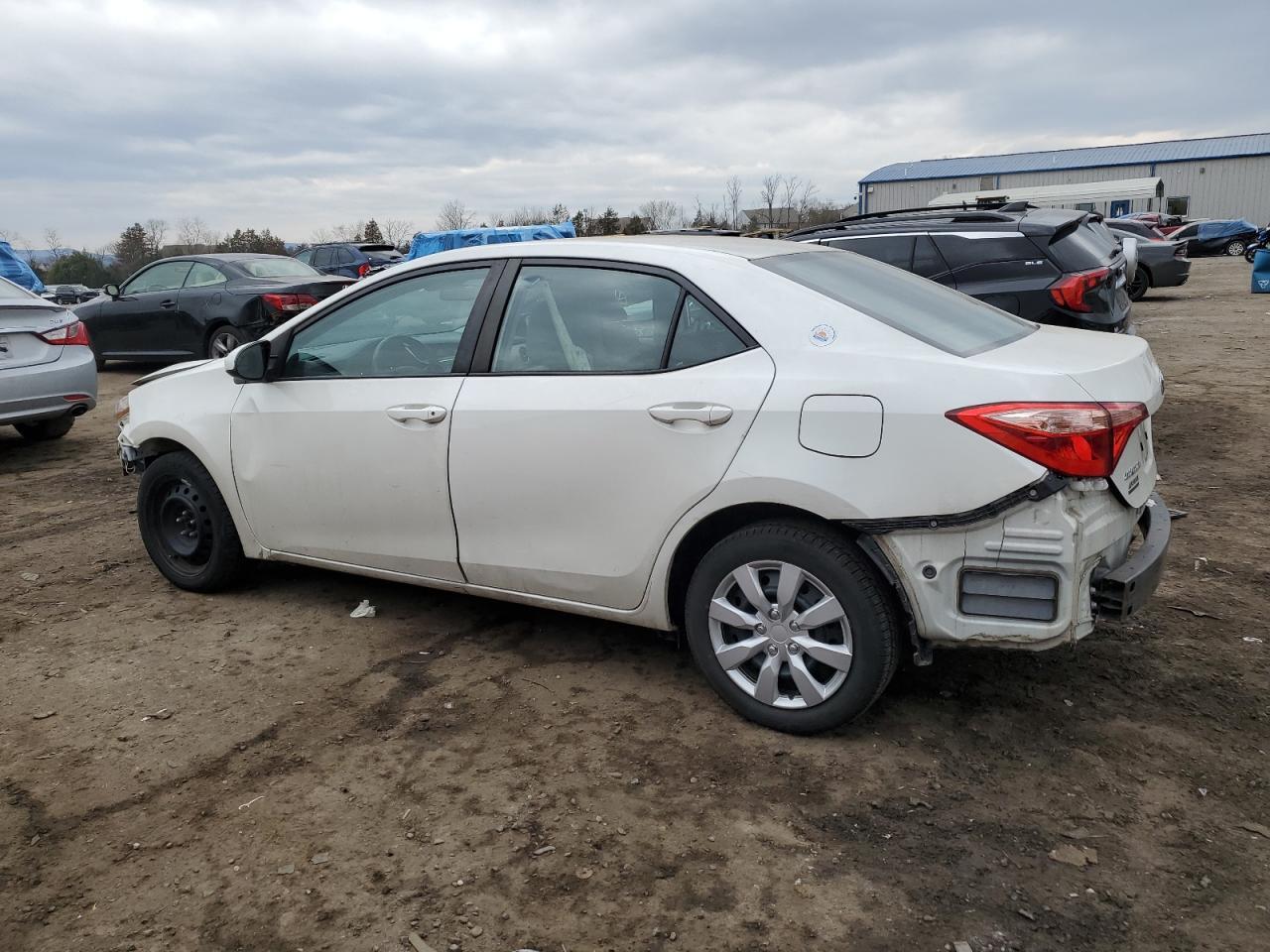 2018 TOYOTA COROLLA L - Image 2
