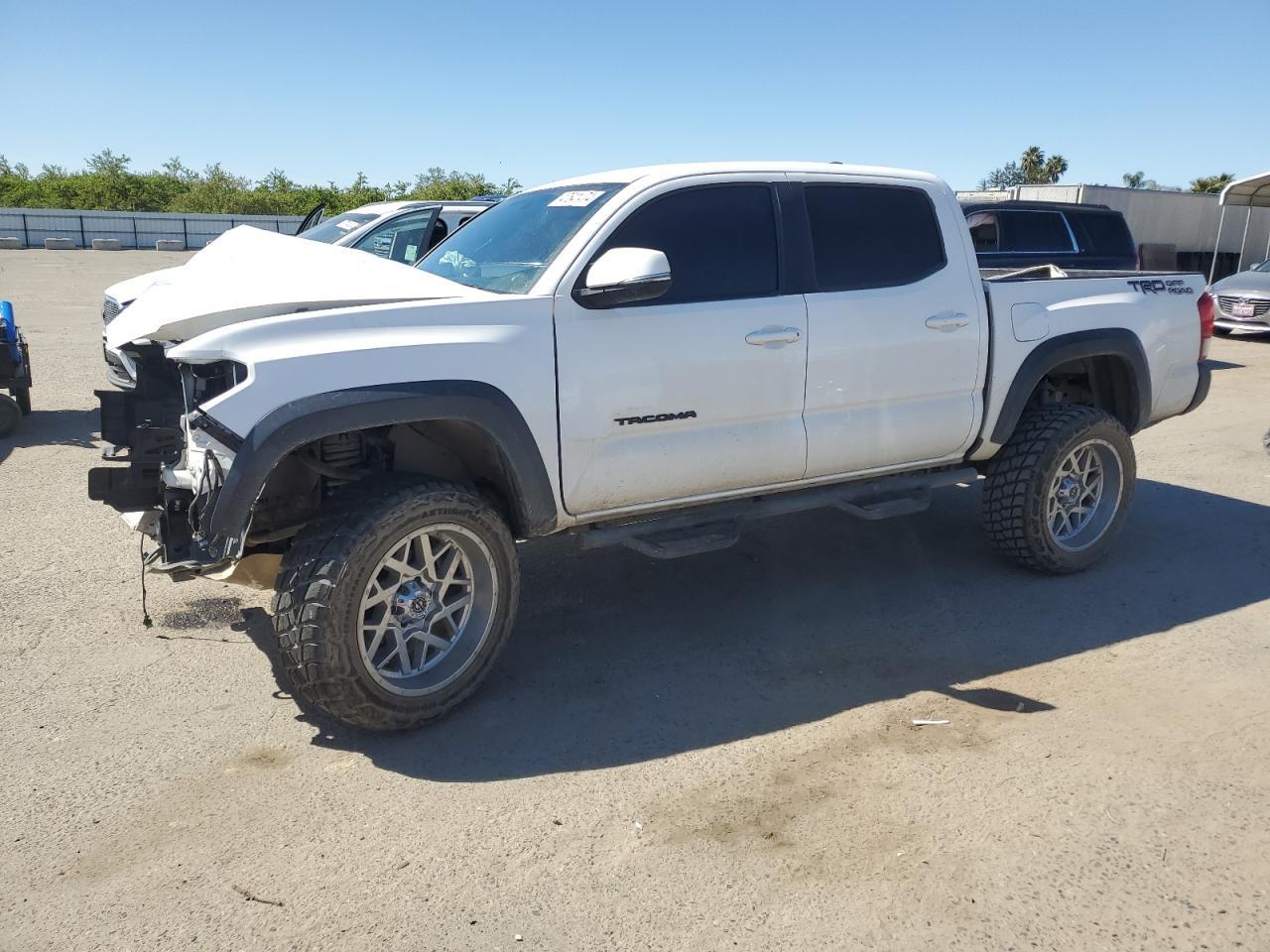 2017 TOYOTA TACOMA DOU