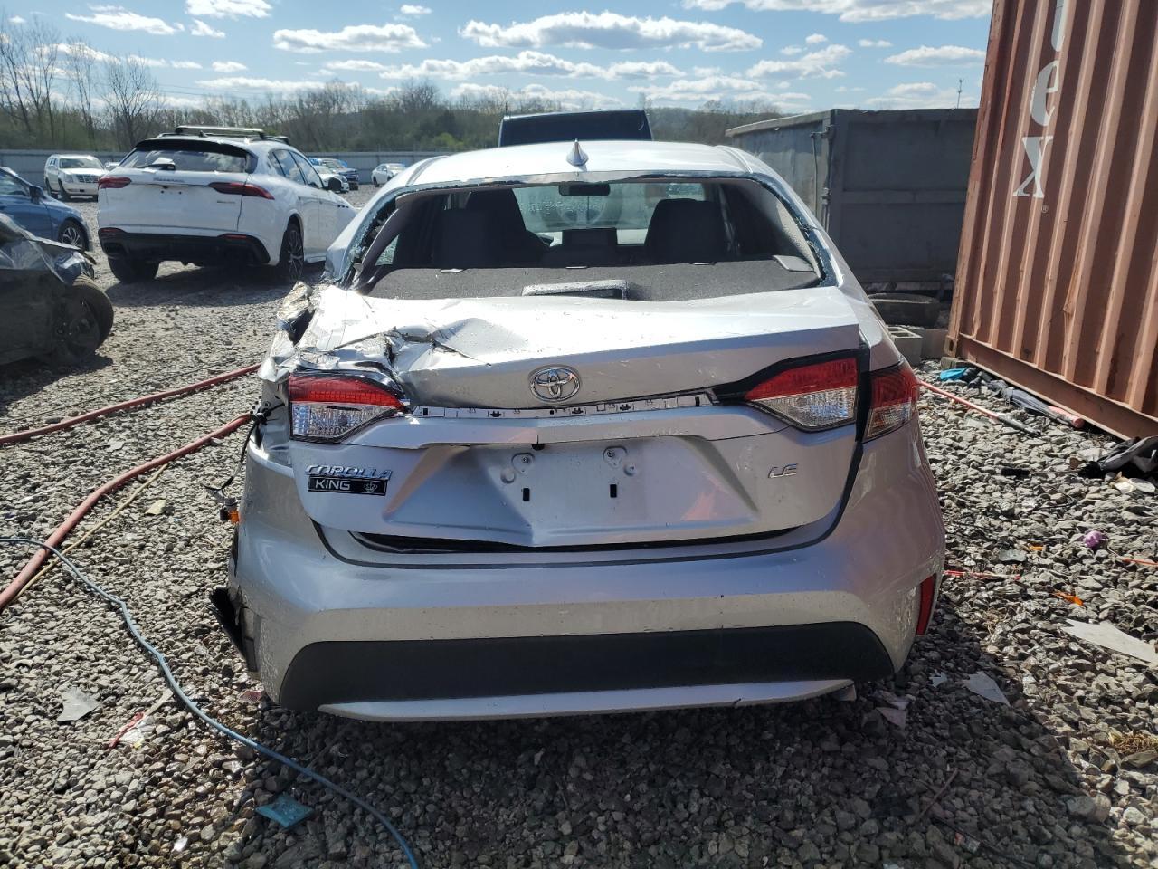 2022 TOYOTA COROLLA LE - Image 6