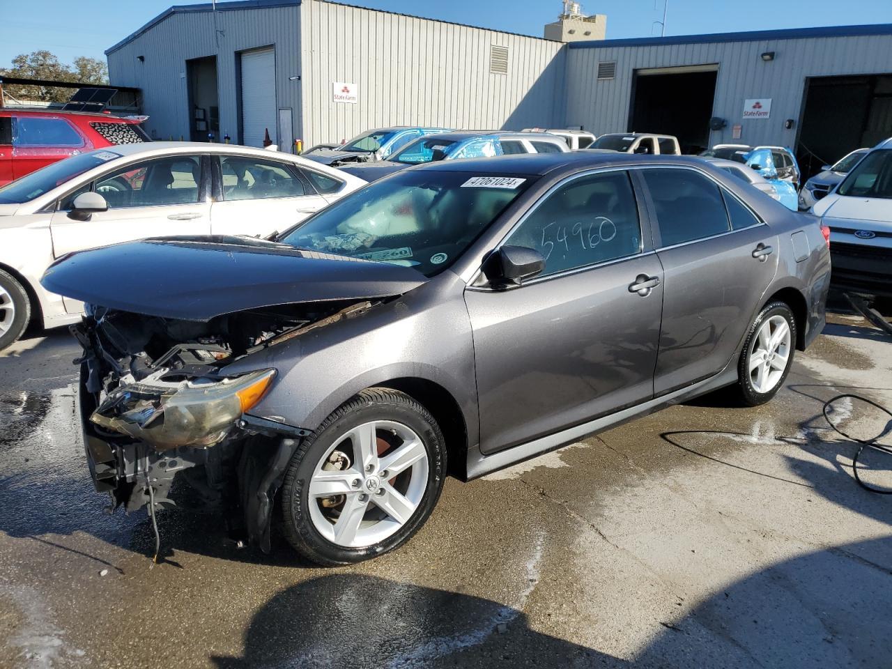 2014 TOYOTA CAMRY L