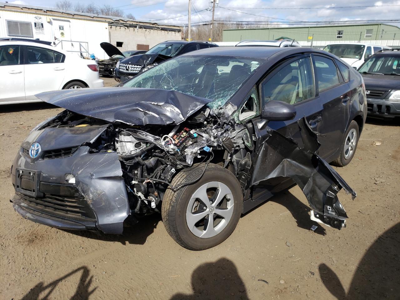 2013 TOYOTA PRIUS car image