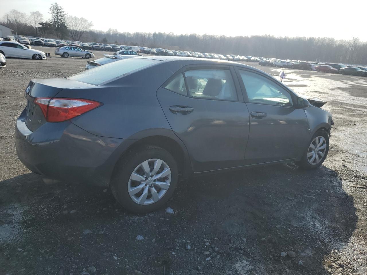 2015 TOYOTA COROLLA L - Image 3