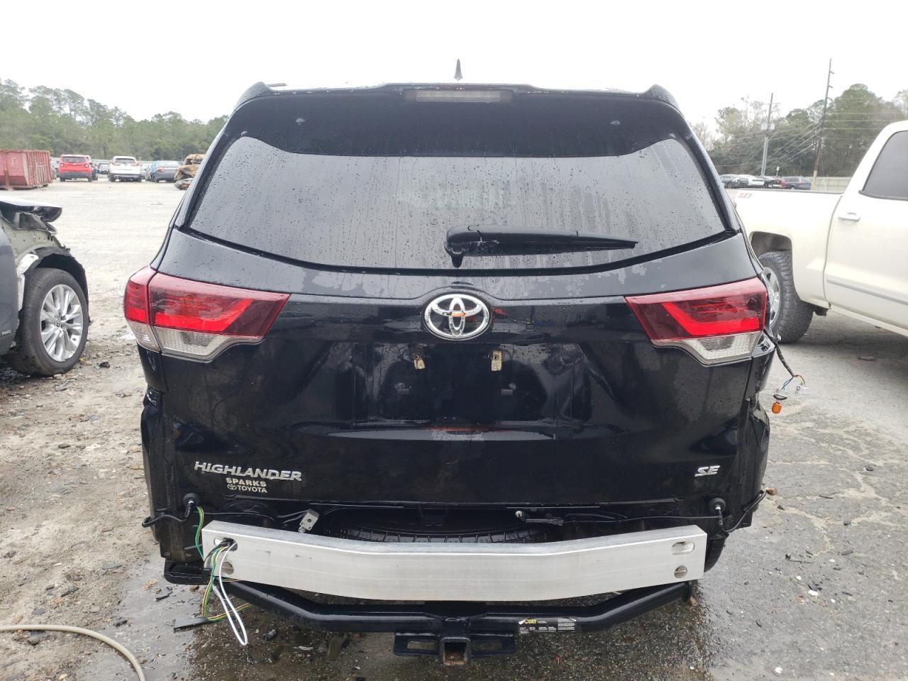 2019 TOYOTA HIGHLANDER - Image 6