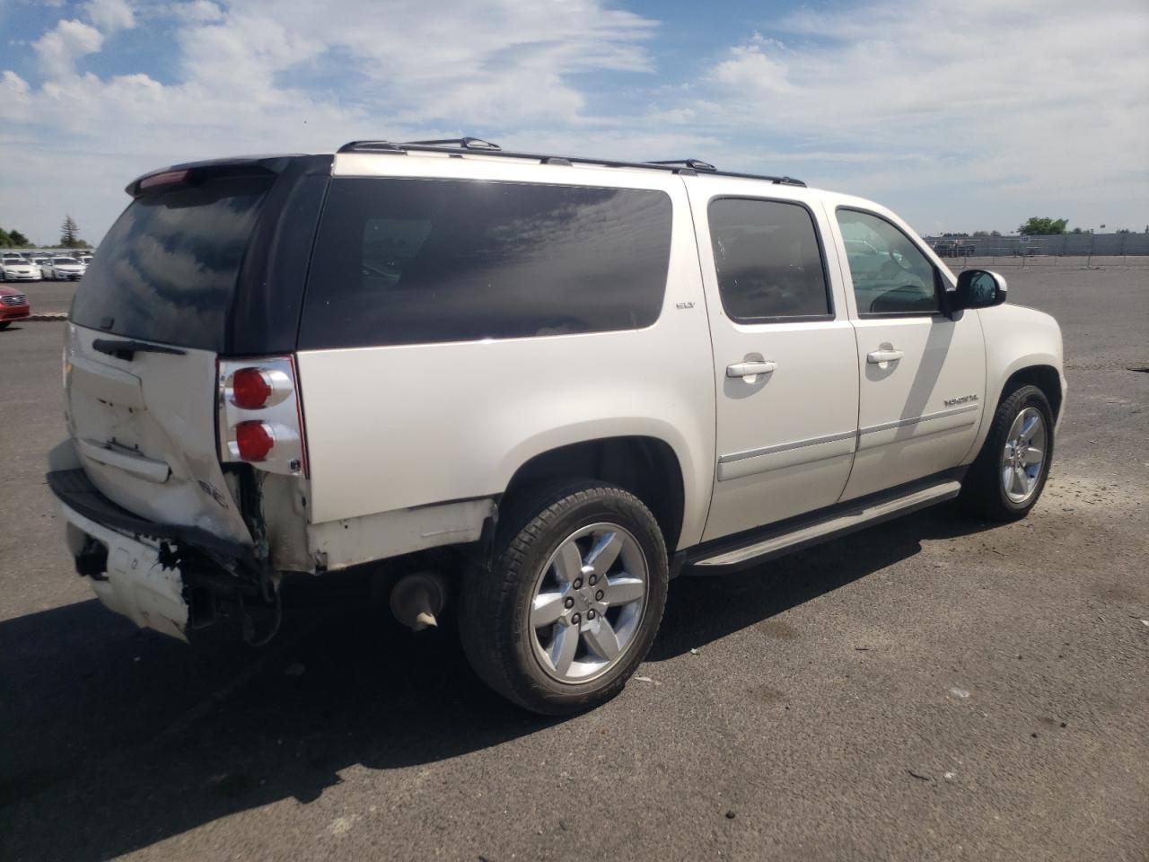 2012 GMC YUKON XL C - Фото 3