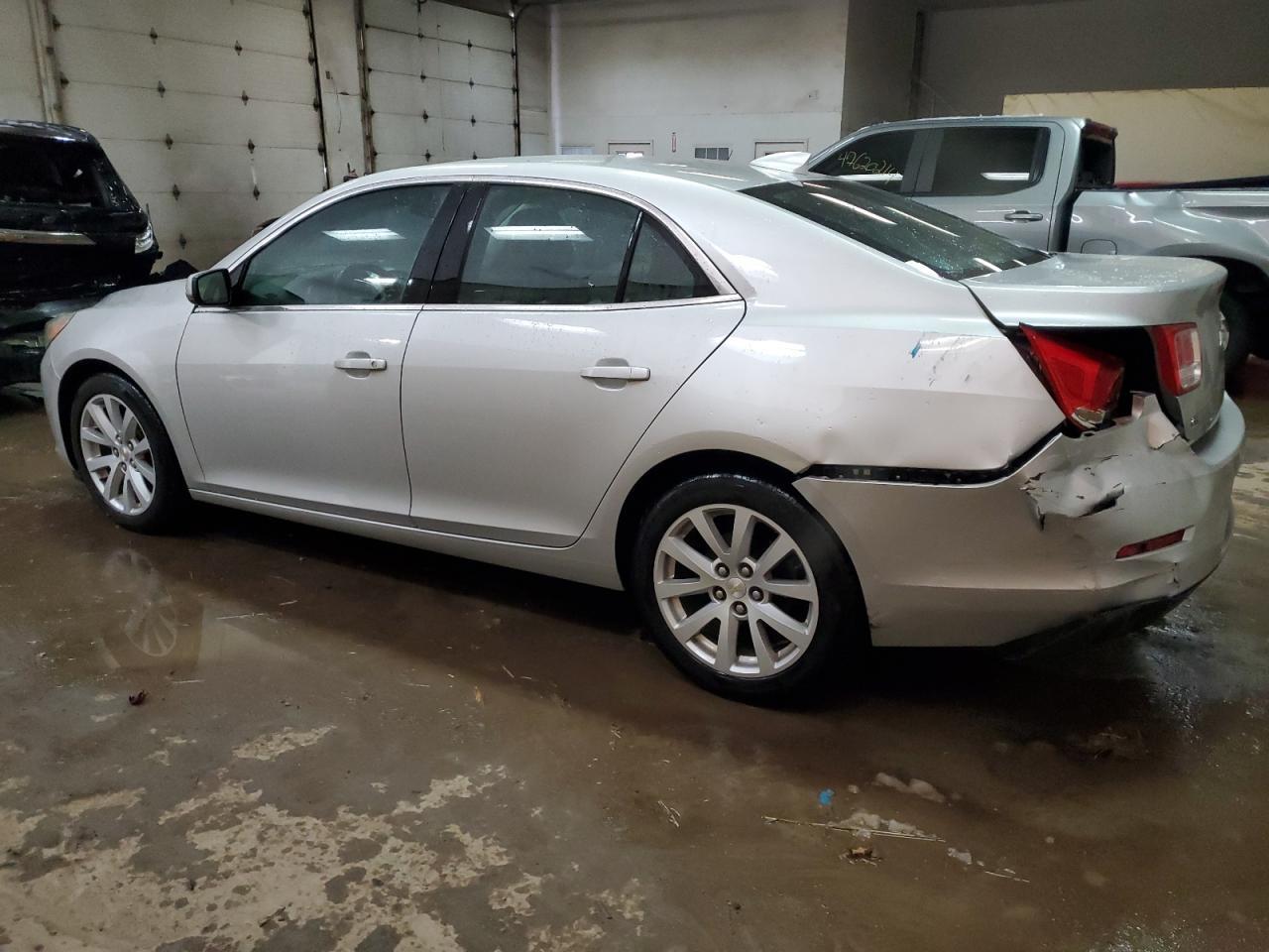 2015 CHEVROLET MALIBU 2LT - Фото 2