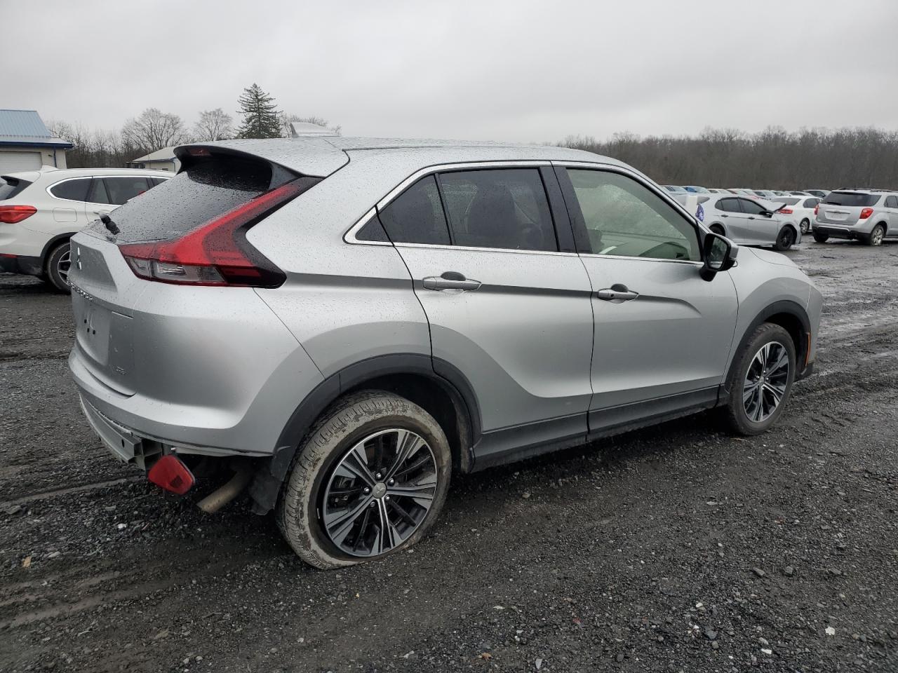 2022 MITSUBISHI ECLIPSE CR - Image 3