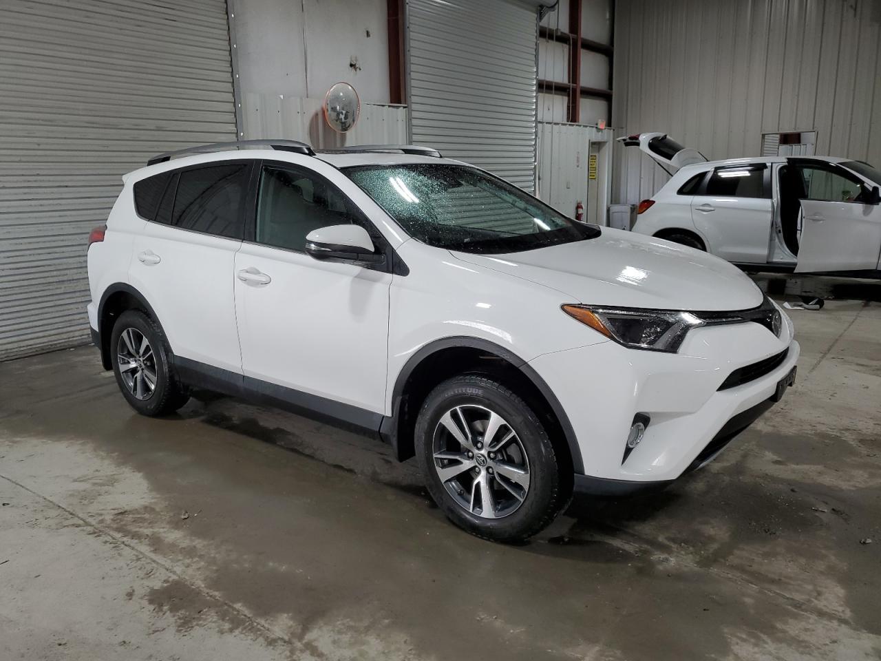 2018 TOYOTA RAV4 ADVEN - Image 4