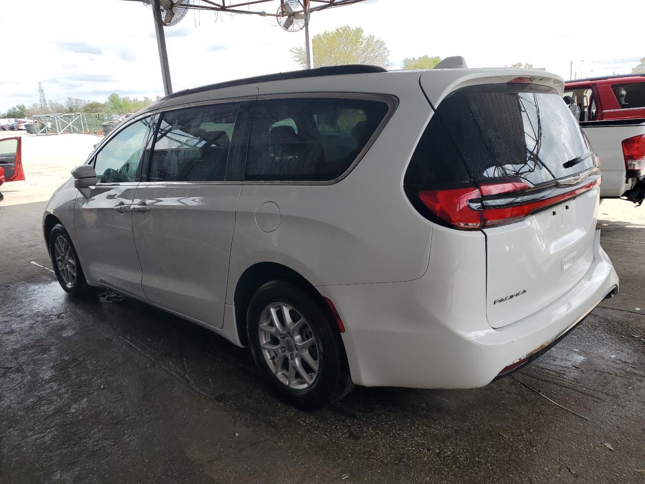 2022 CHRYSLER PACIFICA T - Image 2