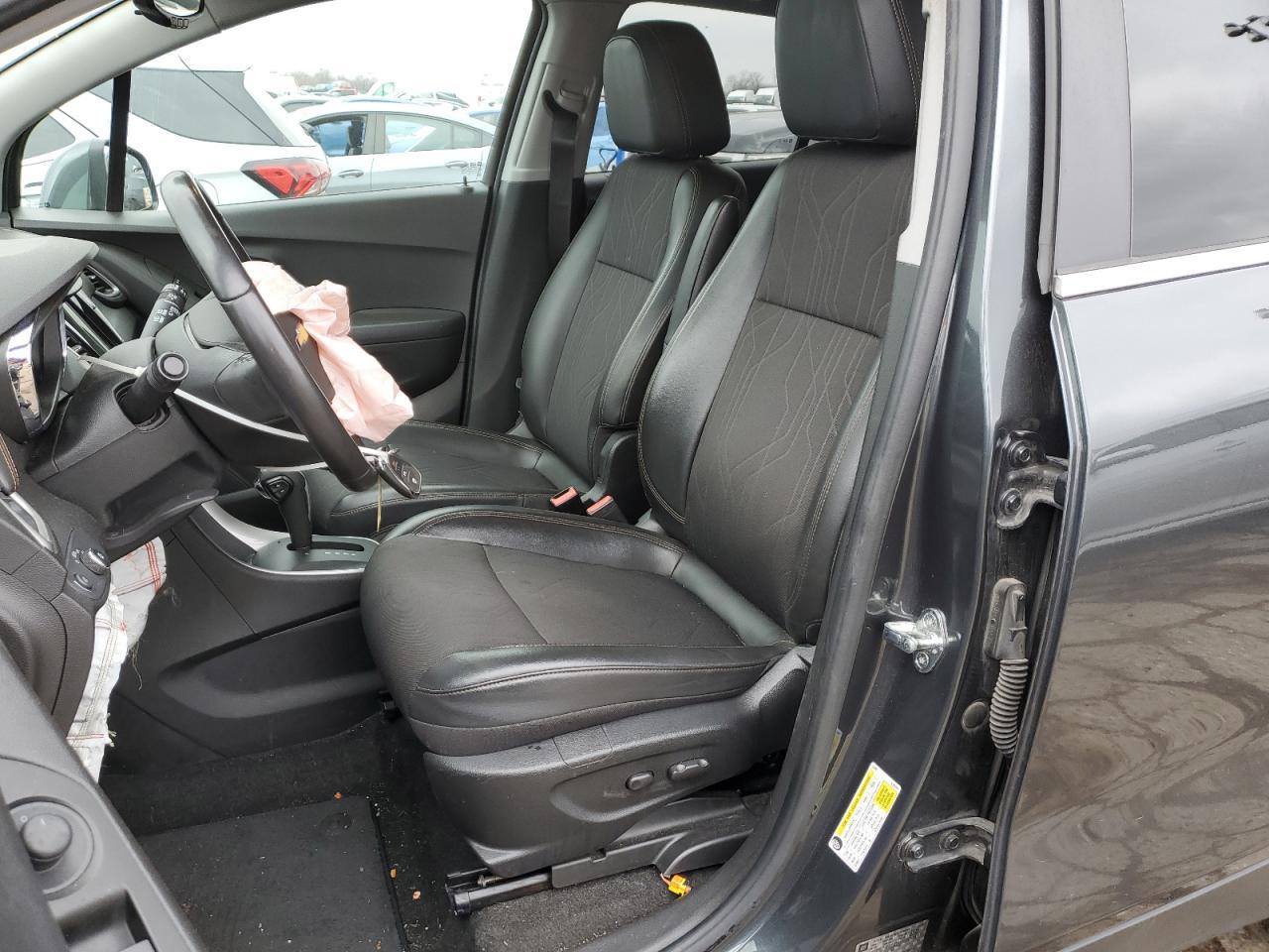2018 CHEVROLET TRAX 1LT - Image 7