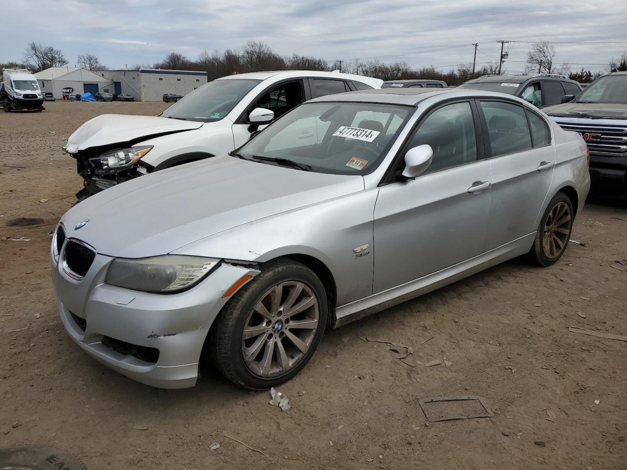 2011 BMW 328 XI SUL car image