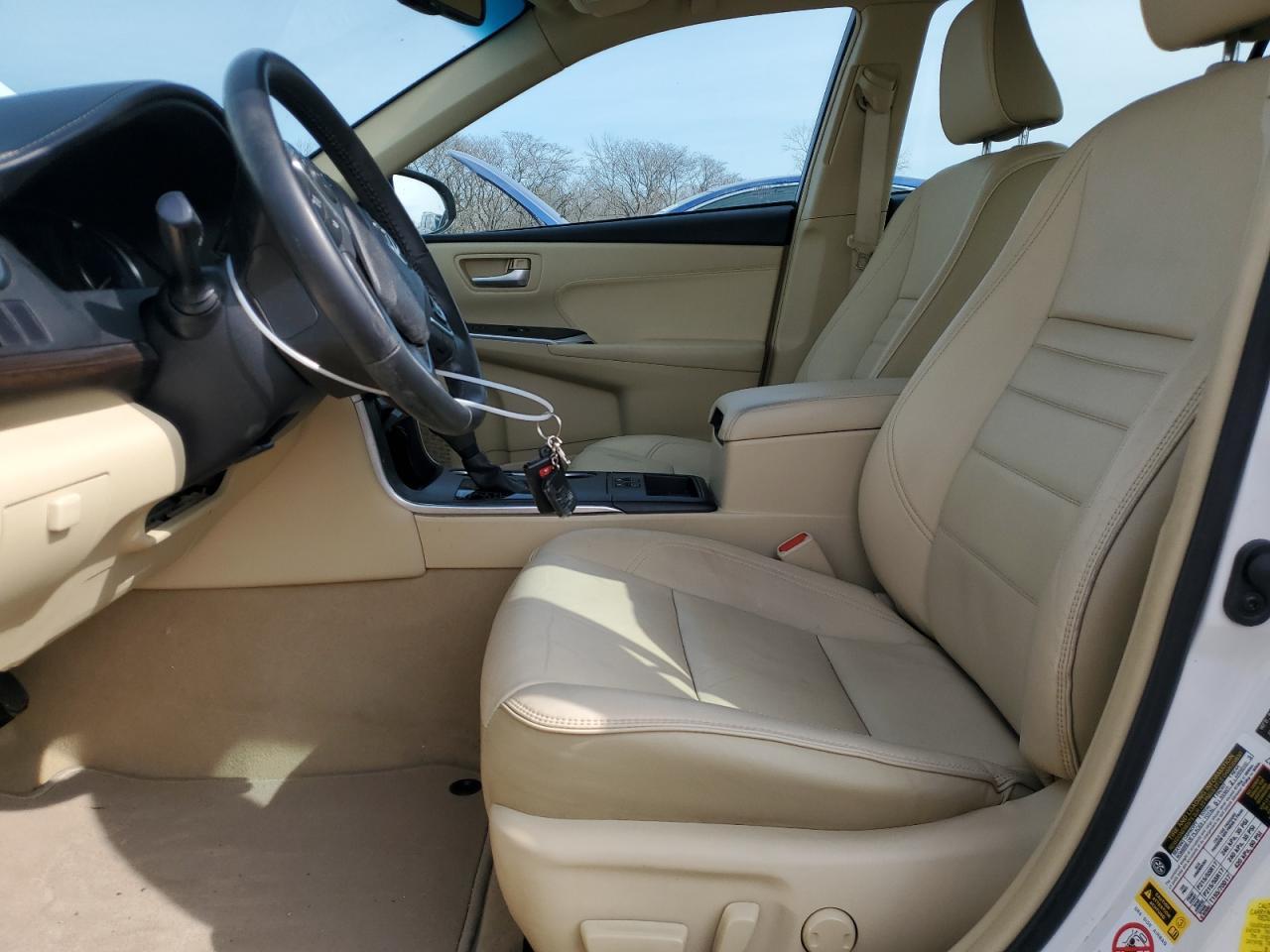 2015 TOYOTA CAMRY LE - Image 7