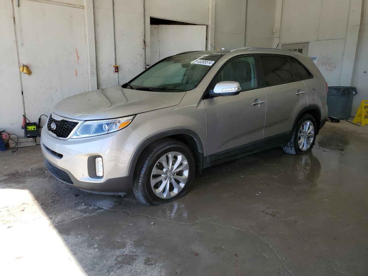 2014 KIA SORENTO EX car image