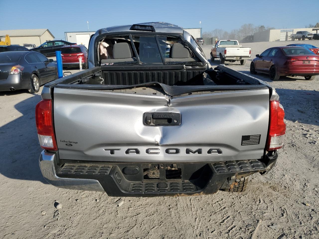 2017 TOYOTA TACOMA DOU - Фото 6