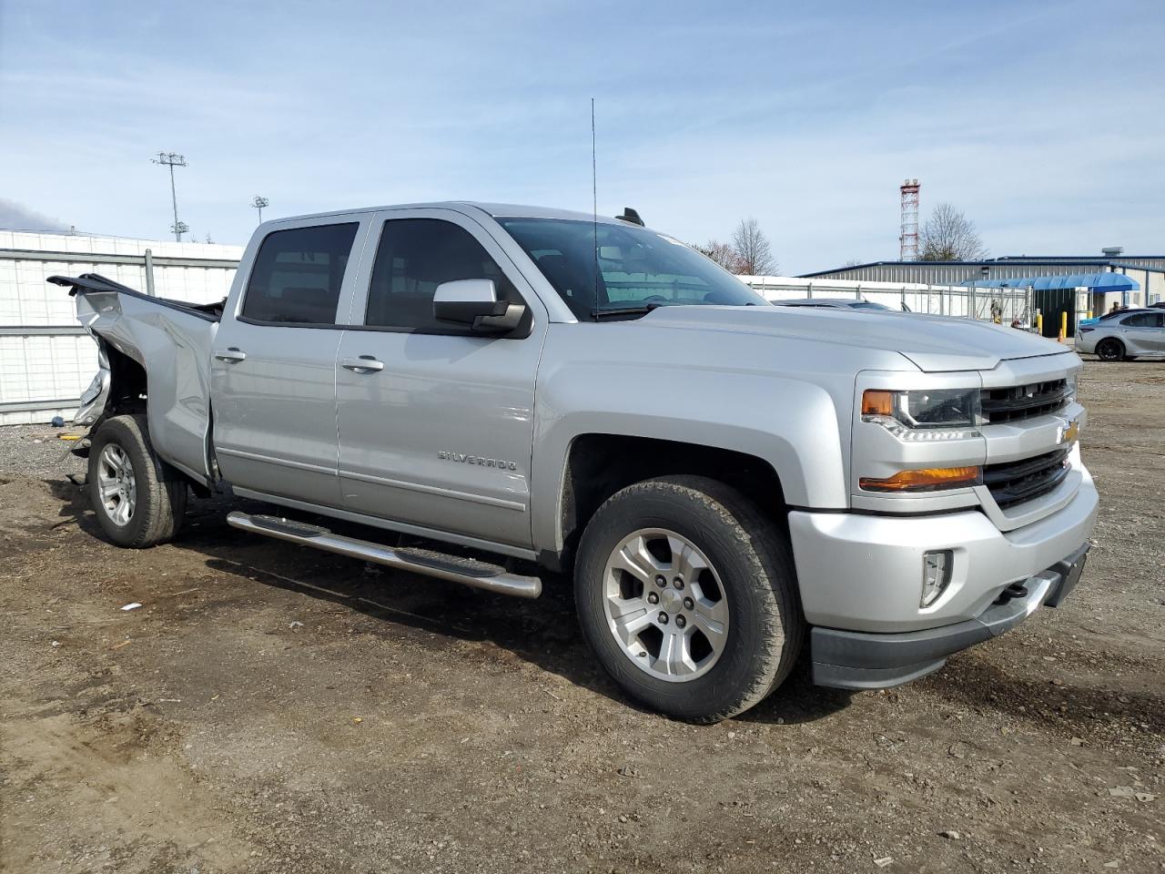 2016 CHEVROLET SILVERADO - Image 4
