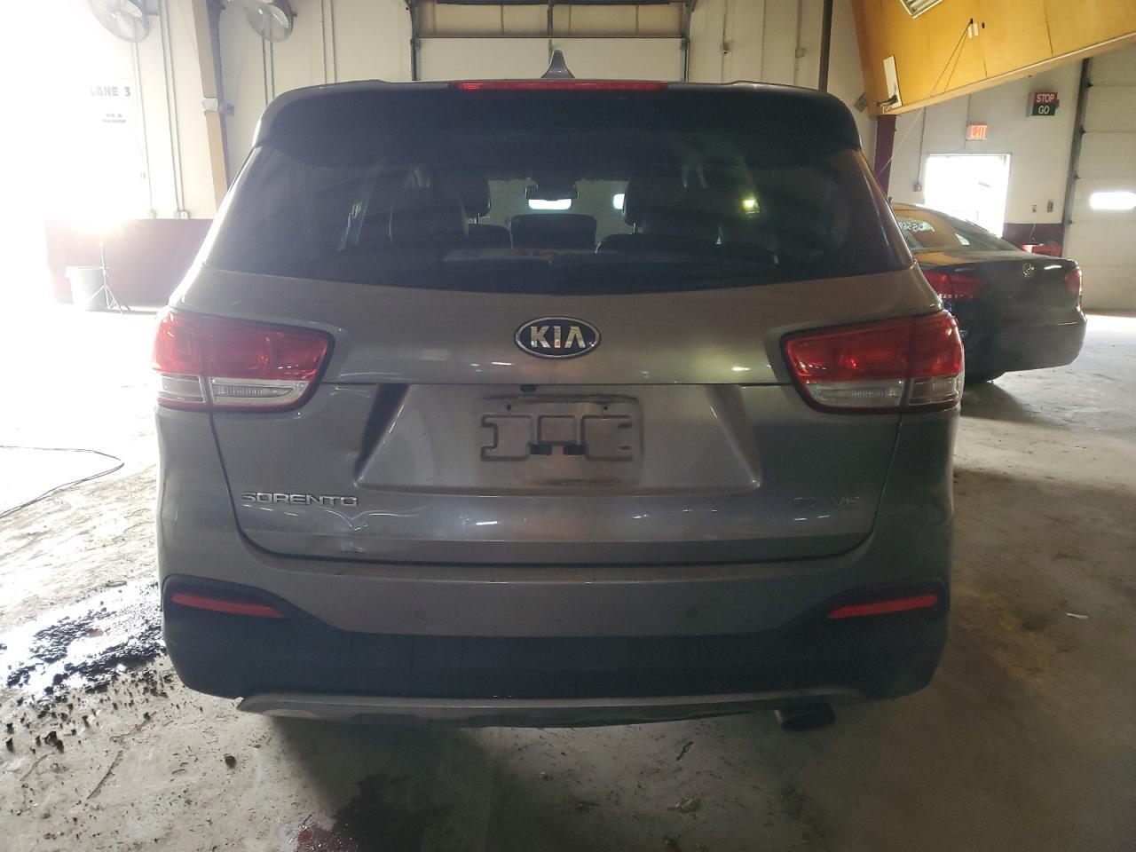 2016 KIA SORENTO EX - Image 6