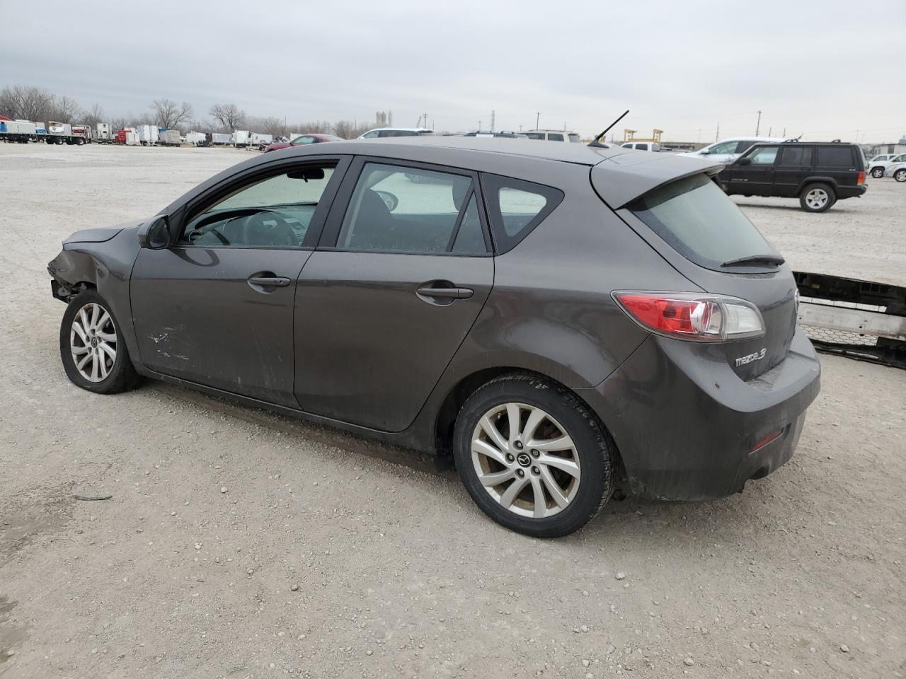 2013 MAZDA 3 I - Фото 2