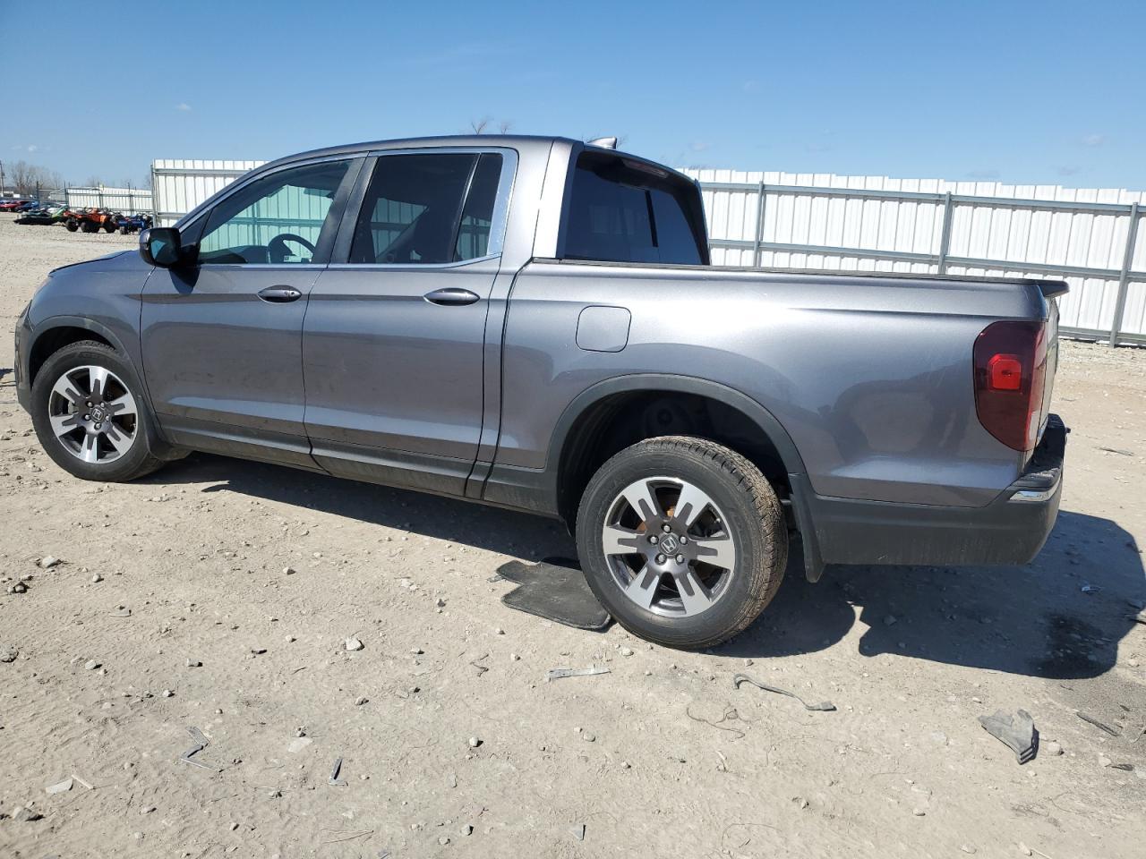 2019 HONDA RIDGELINE - Image 2