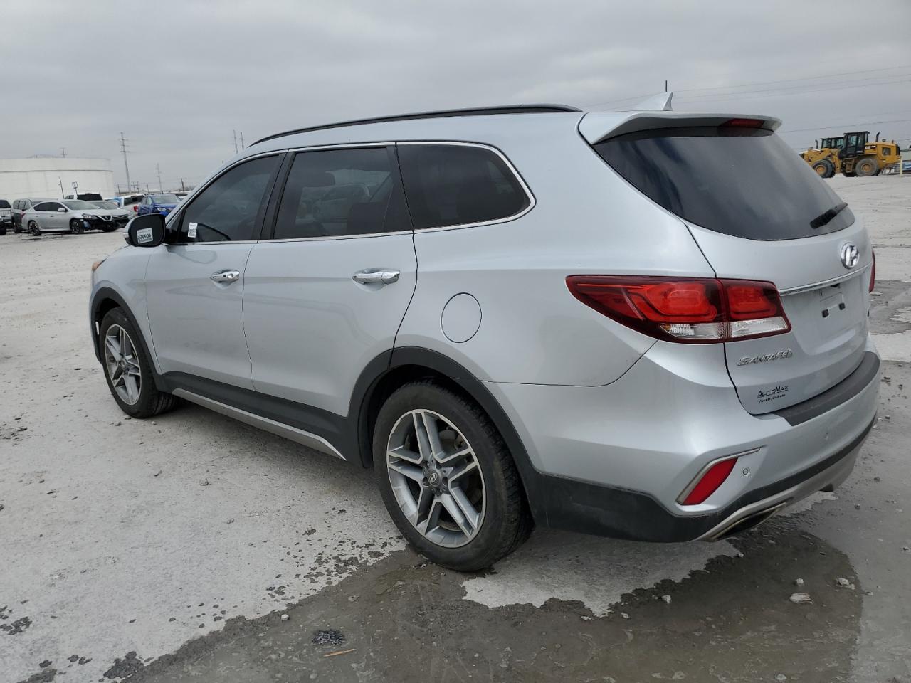 2017 HYUNDAI SANTA FE S - Image 2