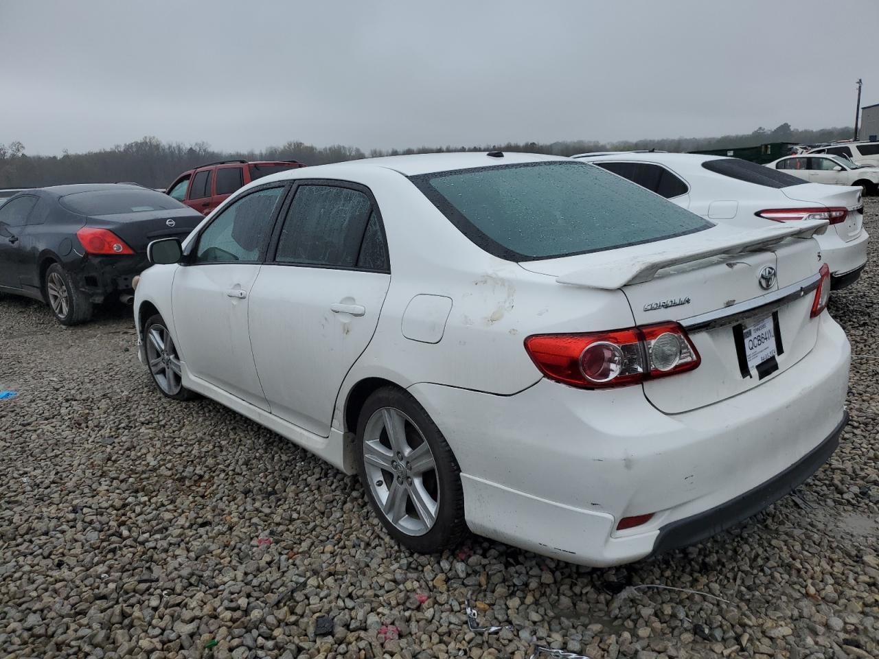 2013 TOYOTA COROLLA BA - Фото 2
