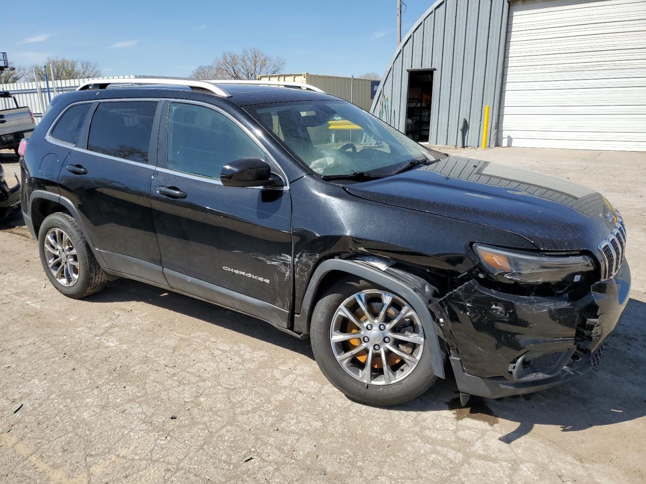 2019 JEEP CHEROKEE L - Image 4