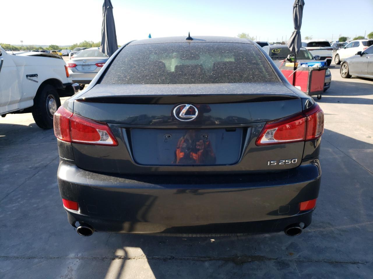 2011 LEXUS IS 250 - Image 6