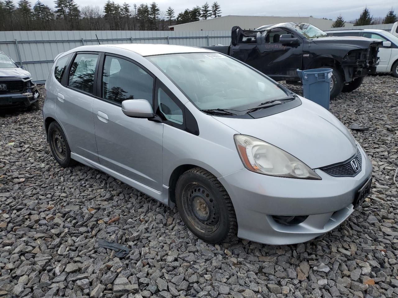 2011 HONDA FIT SPORT - Image 4