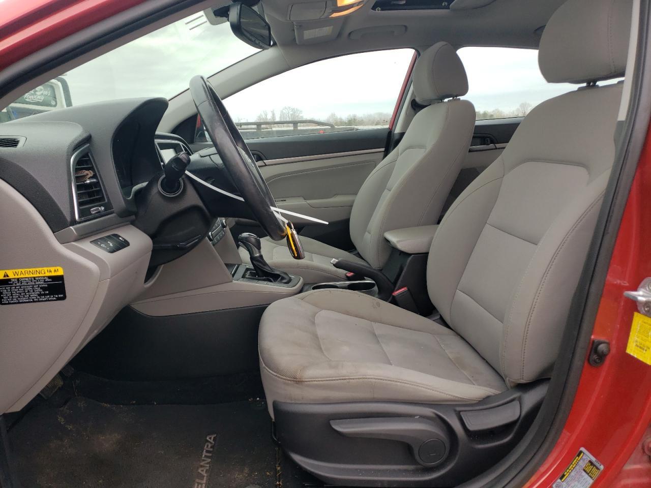 2018 HYUNDAI ELANTRA SE - Image 7