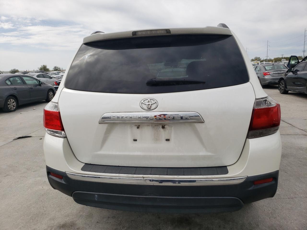 2011 TOYOTA HIGHLANDER - Фото 6