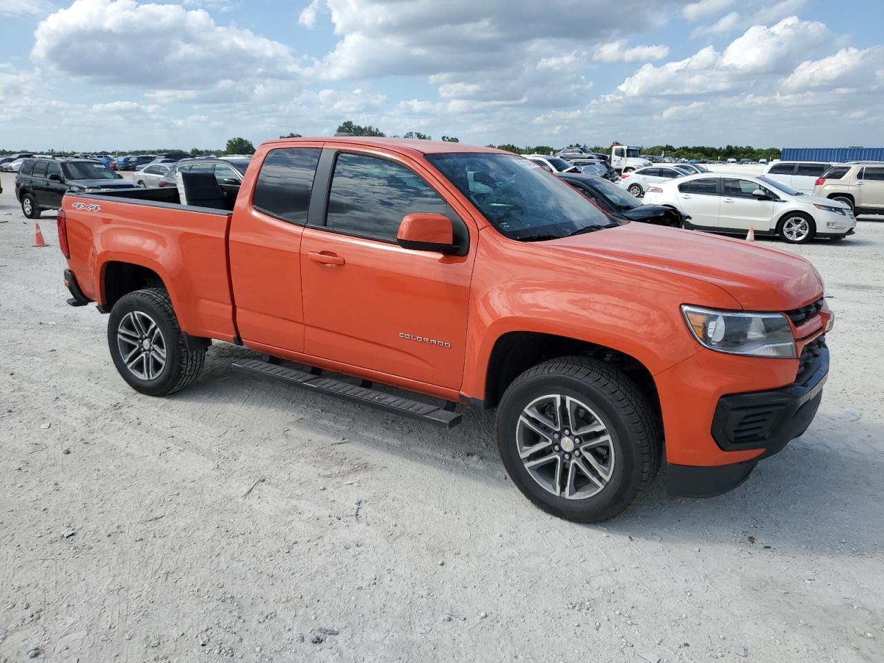 2021 CHEVROLET COLORADO - Image 4