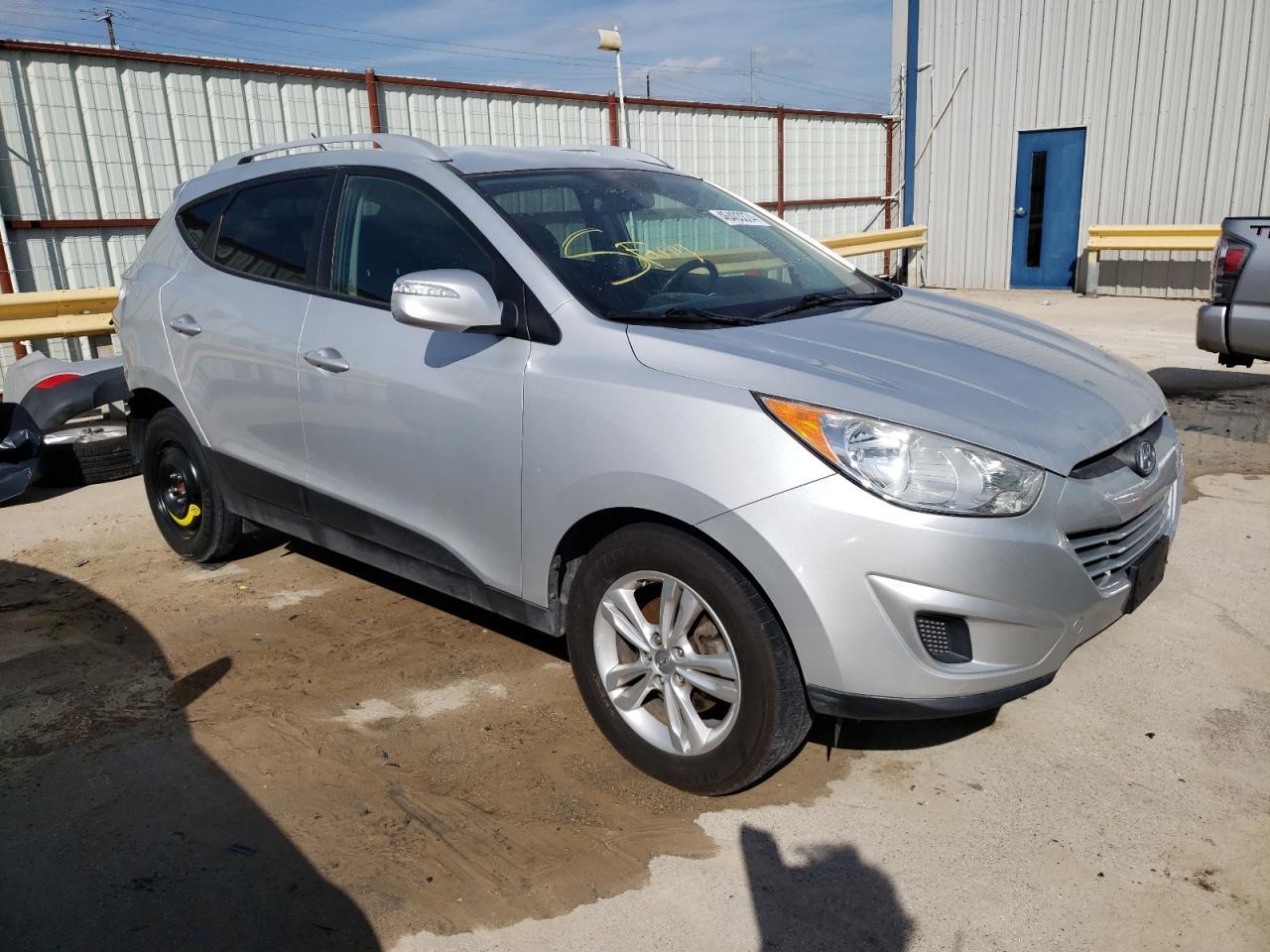 2012 HYUNDAI TUCSON GLS - Image 4
