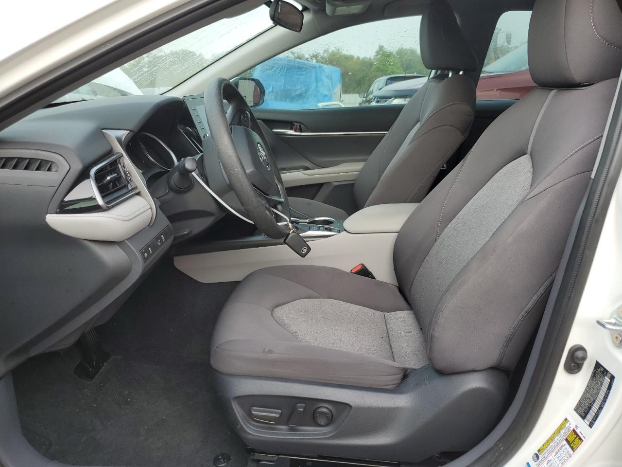 2023 TOYOTA CAMRY LE - Фото 7