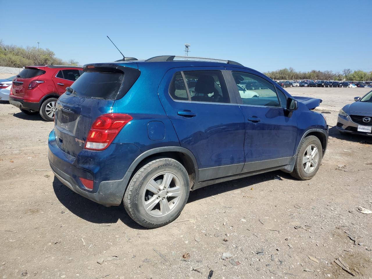 2019 CHEVROLET TRAX 1LT - Фото 3
