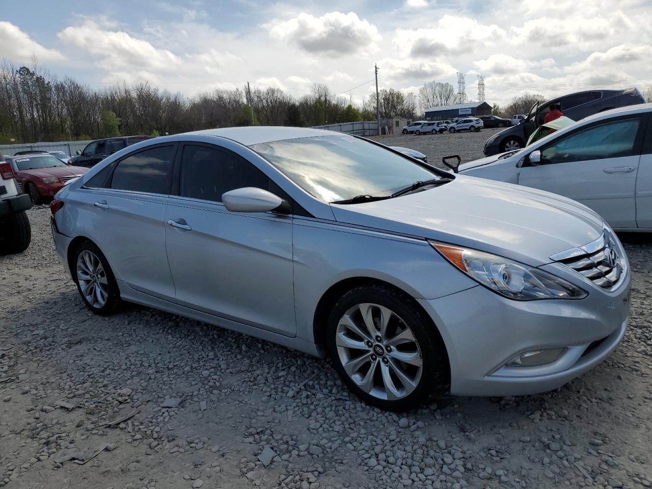 2013 HYUNDAI SONATA SE - Фото 4