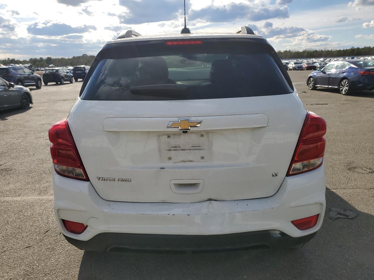 2018 CHEVROLET TRAX 1LT - Фото 6