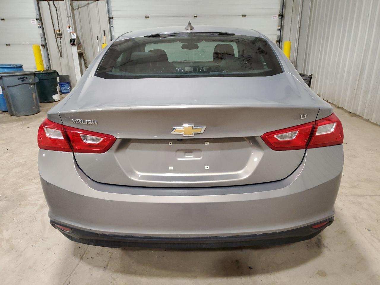 2017 CHEVROLET MALIBU LT - Фото 6