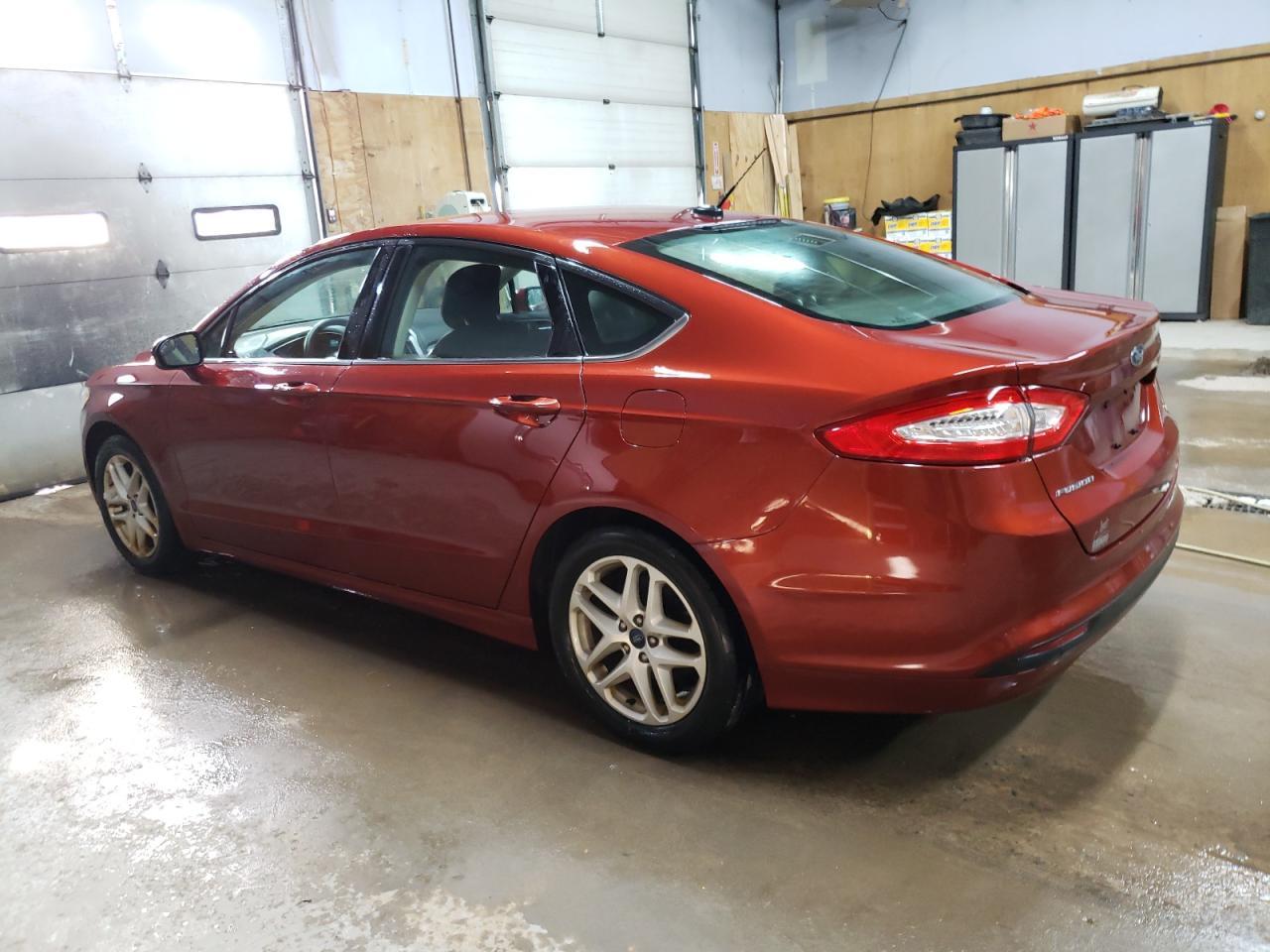 2014 FORD FUSION SE - Image 2