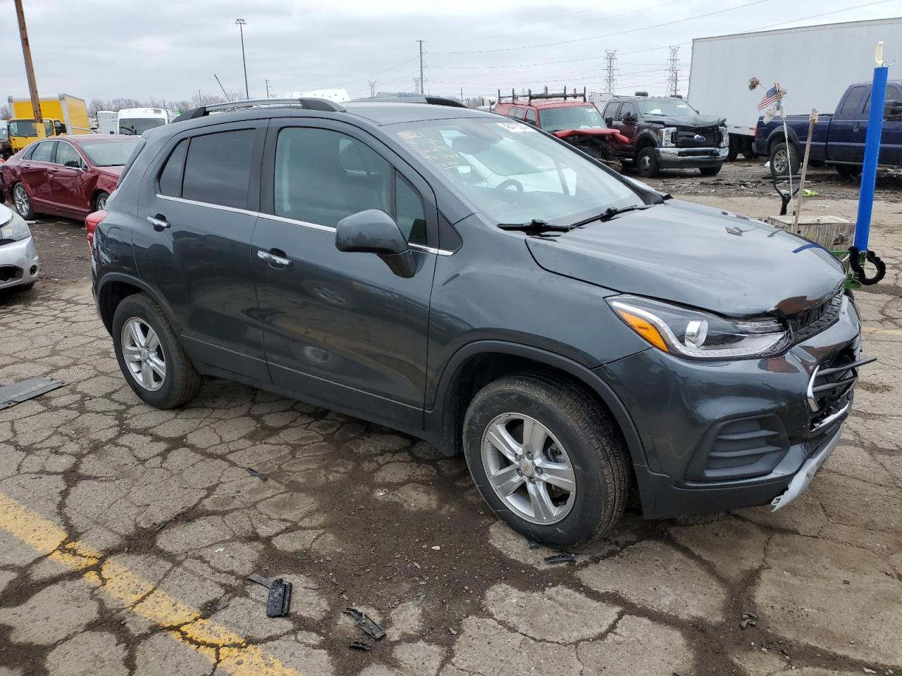 2018 CHEVROLET TRAX 1LT - Image 4