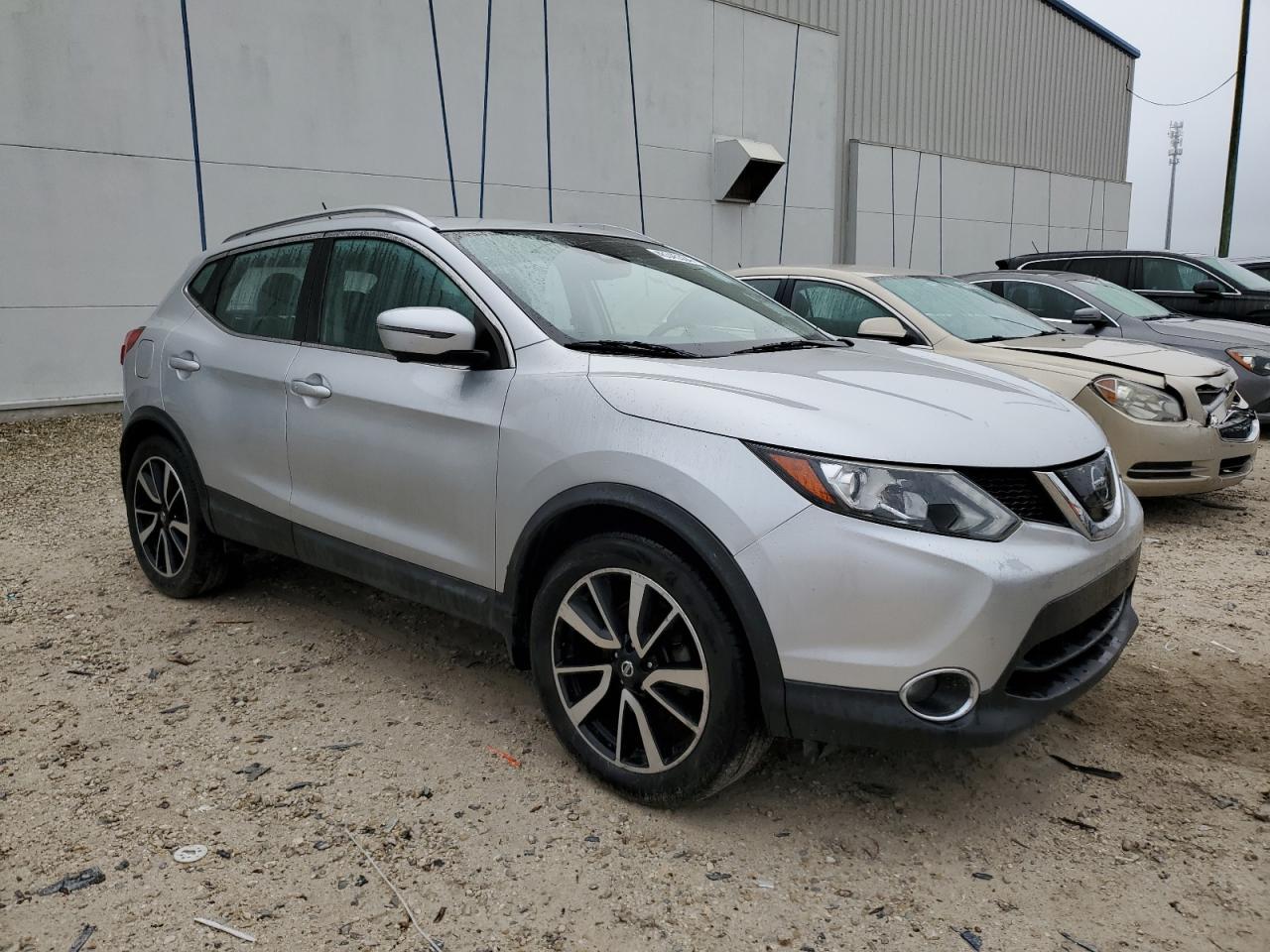 2017 NISSAN ROGUE SPOR - Фото 4