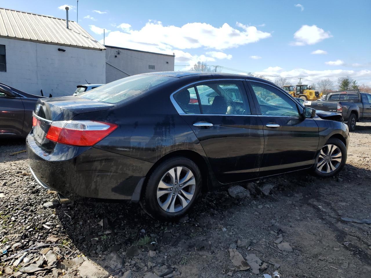 2014 HONDA ACCORD LX - Image 3