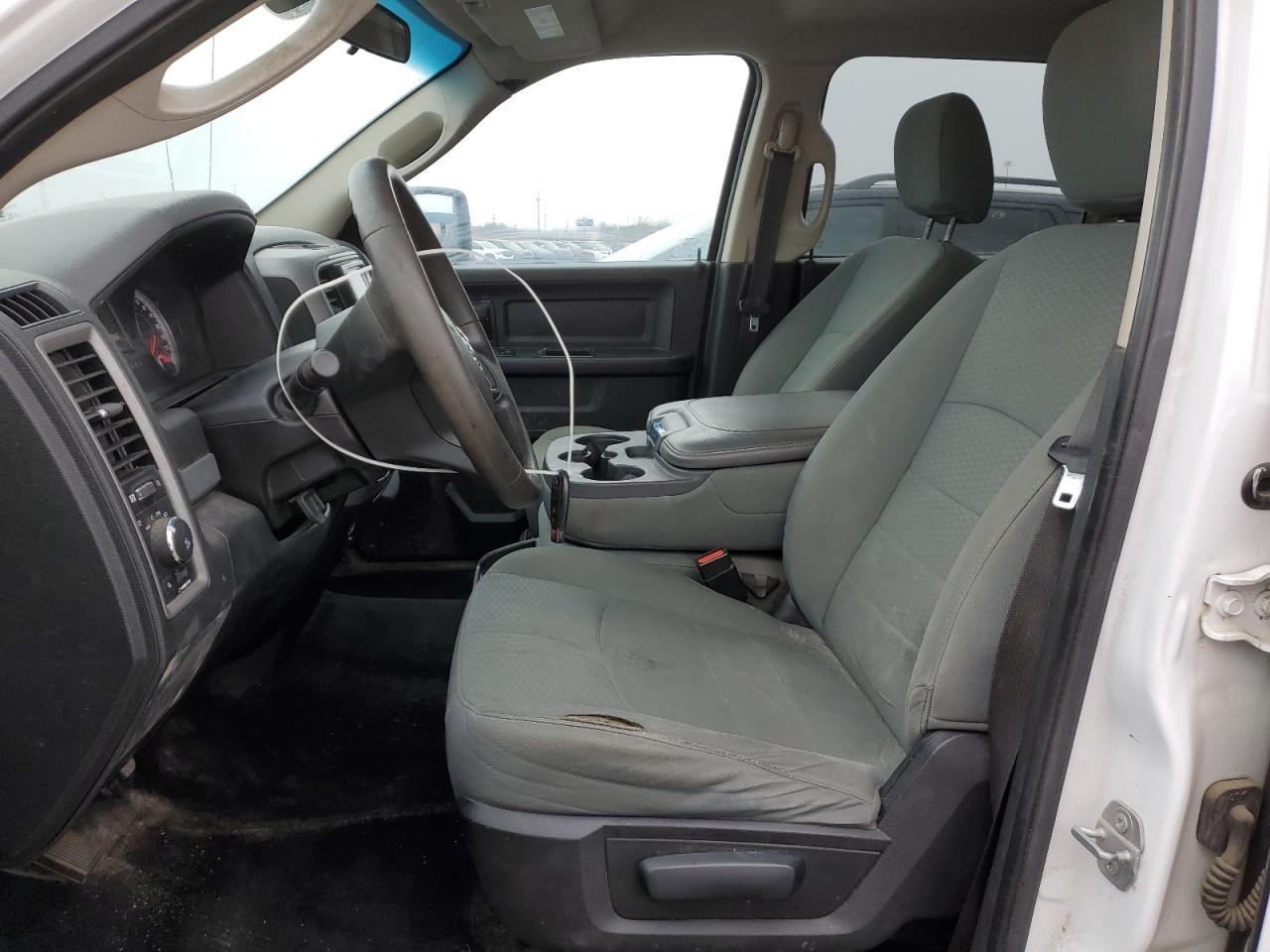 2015 RAM 1500 ST - Фото 7