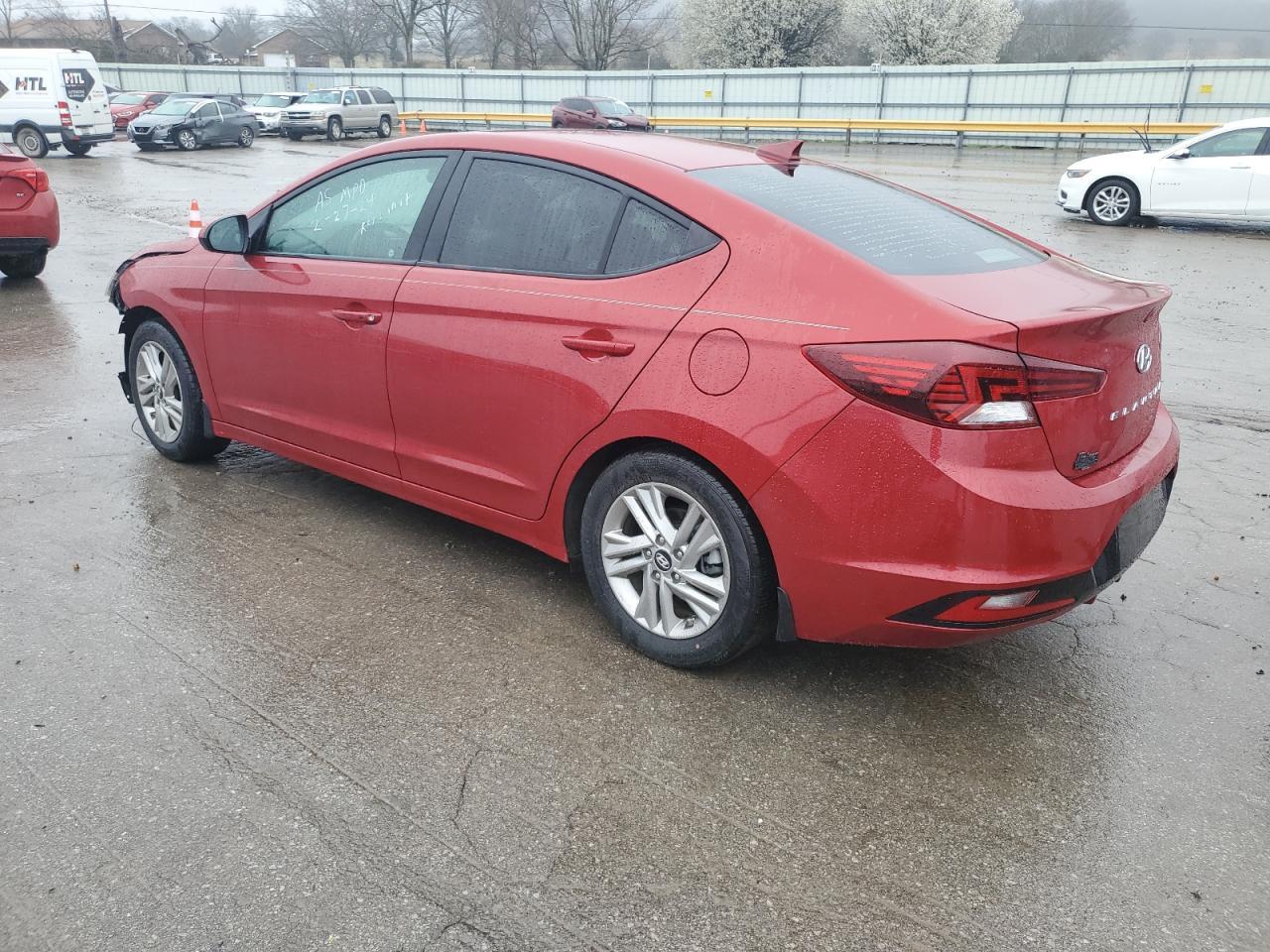 2019 HYUNDAI ELANTRA SE - Фото 2