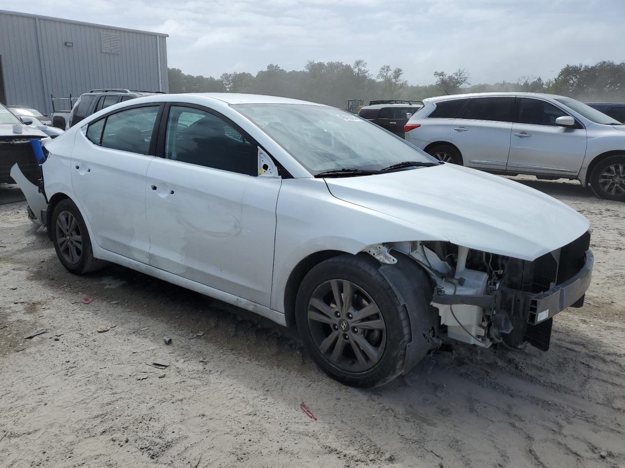 2018 HYUNDAI ELANTRA SE - Фото 4