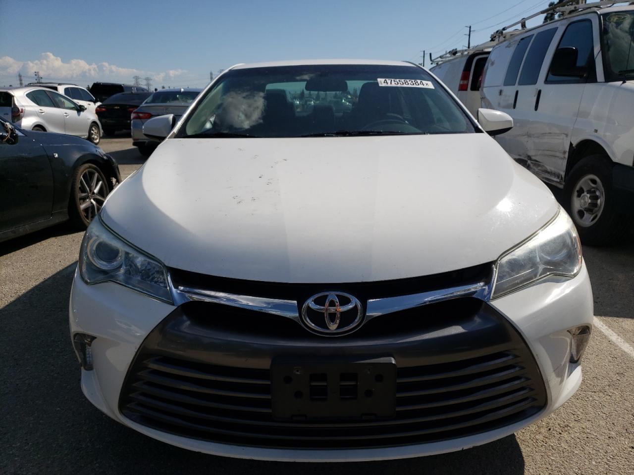 2015 TOYOTA CAMRY LE - Фото 5