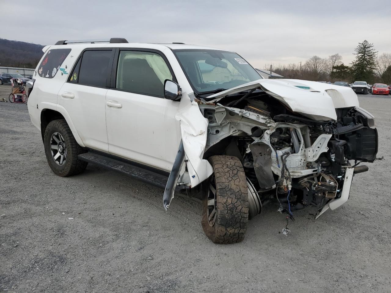 2018 TOYOTA 4RUNNER SR - Фото 4