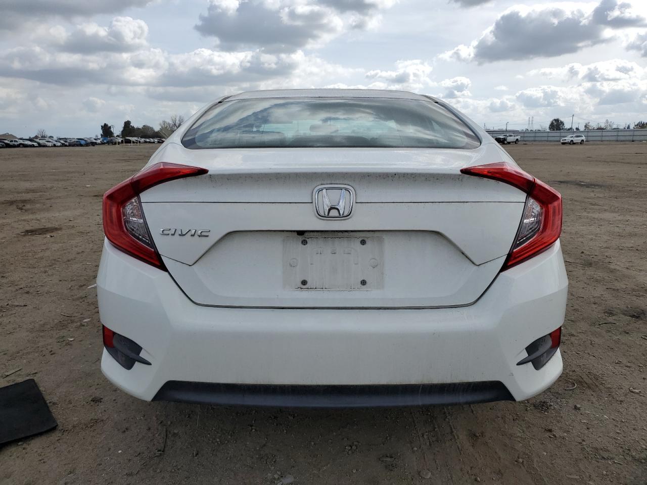 2016 HONDA CIVIC LX - Фото 6