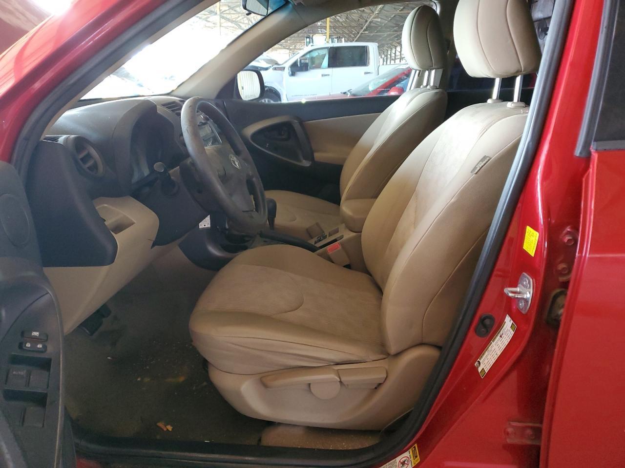 2011 TOYOTA RAV4 - Image 7