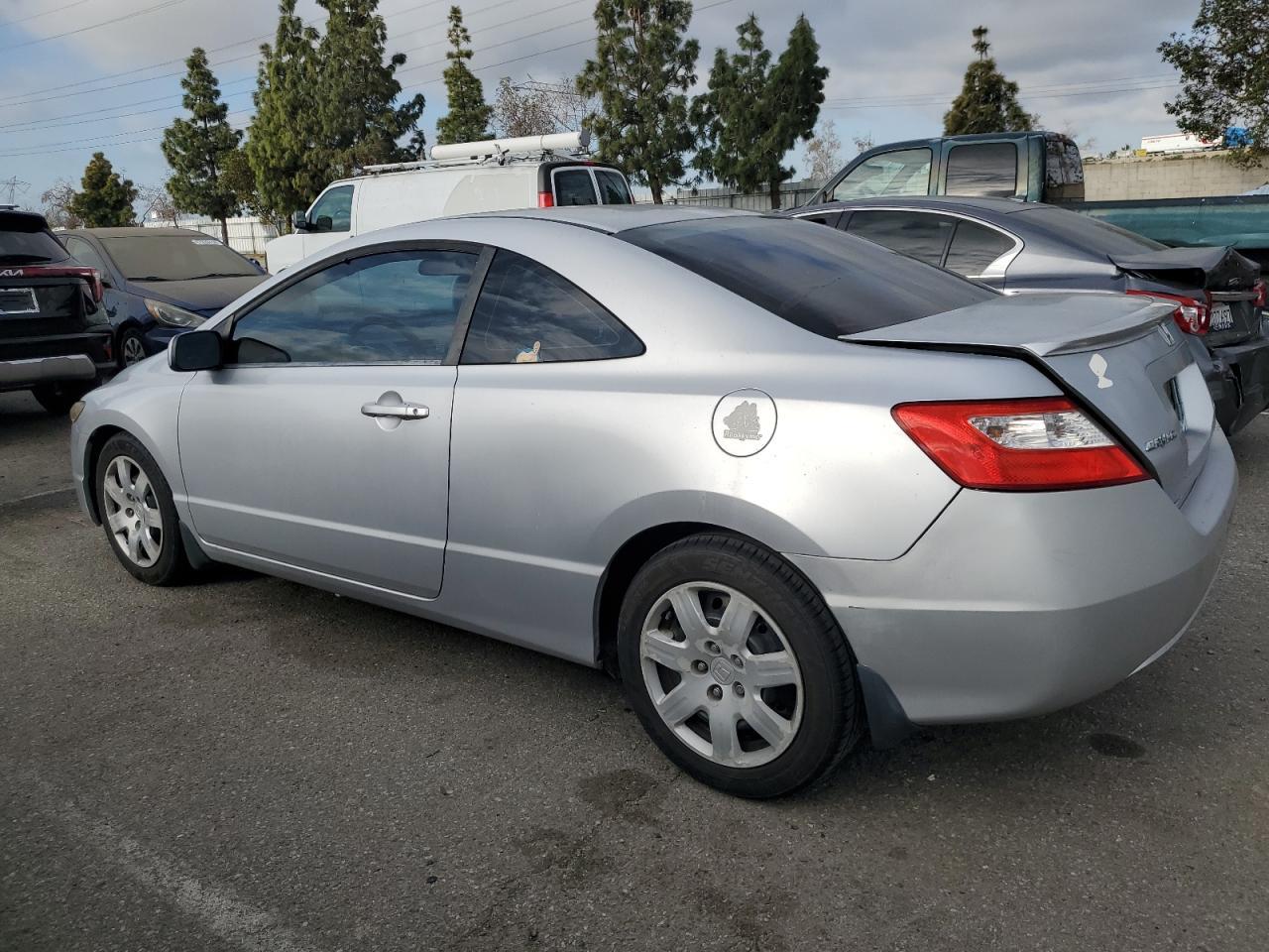 2011 HONDA CIVIC LX - Image 2