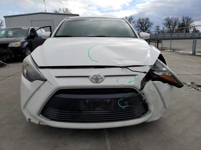2017 Toyota Yaris Ia - Фото 5