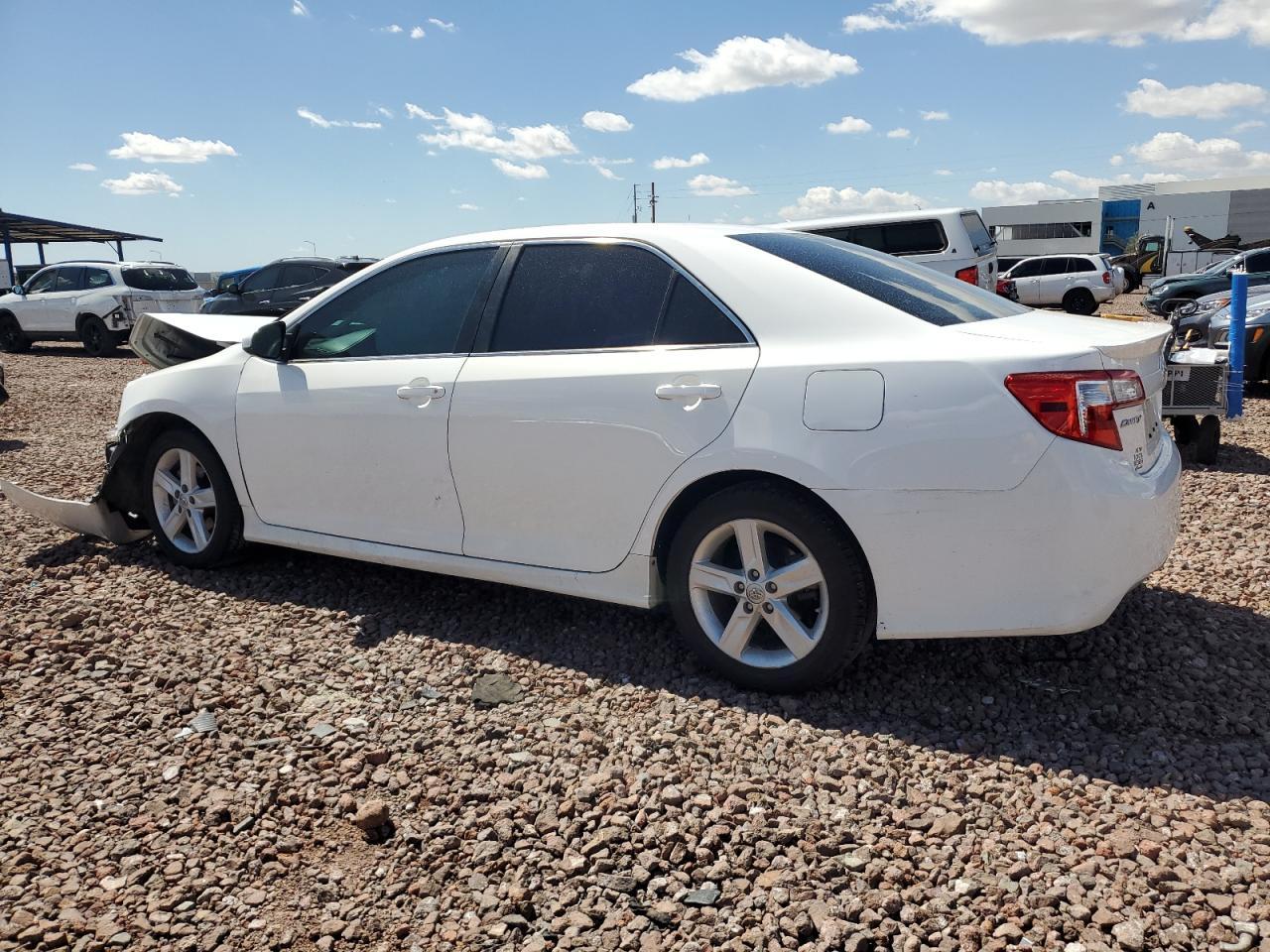 2014 TOYOTA CAMRY L - Image 2